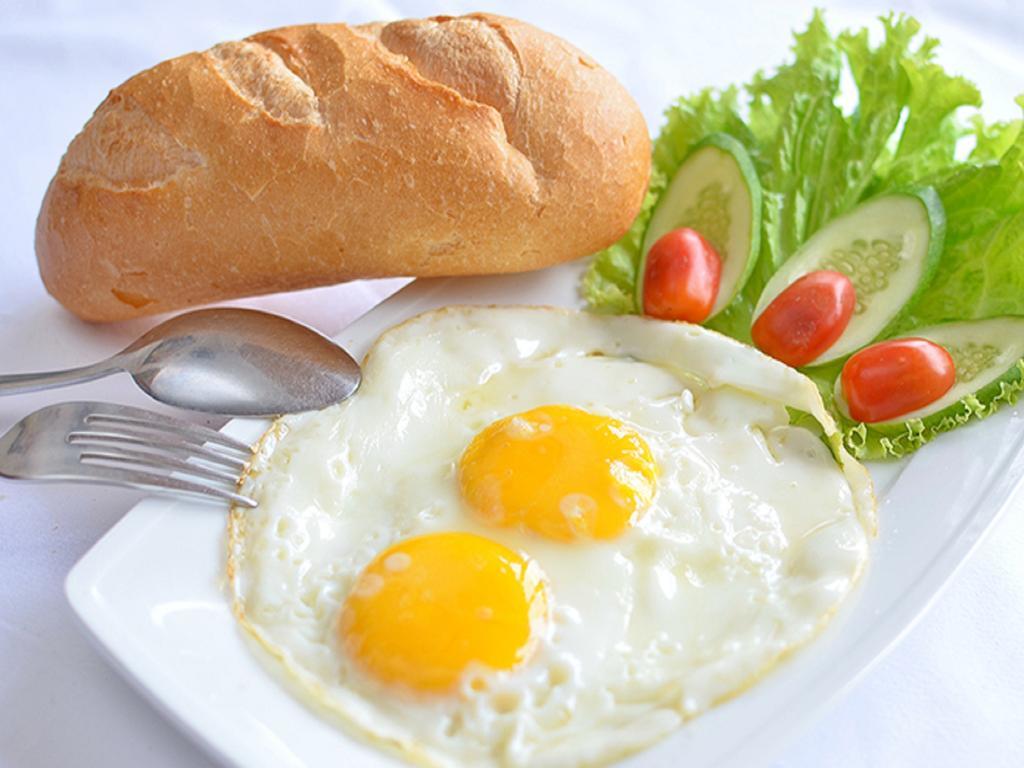 Ruby Bistro Hotel Хуе Екстериор снимка